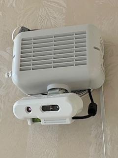 ネオスケア(見守りカメラ)